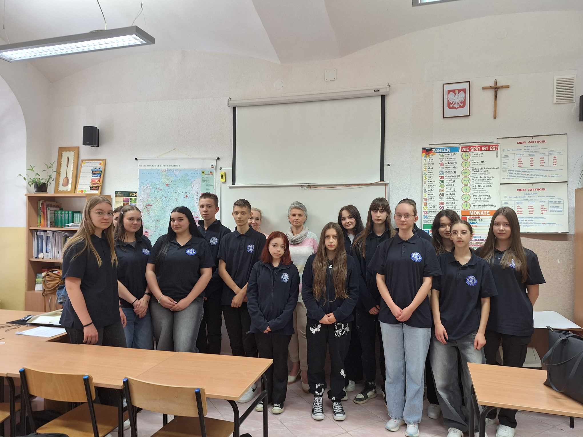 441156580 890574473081481 5236420164908300193 n