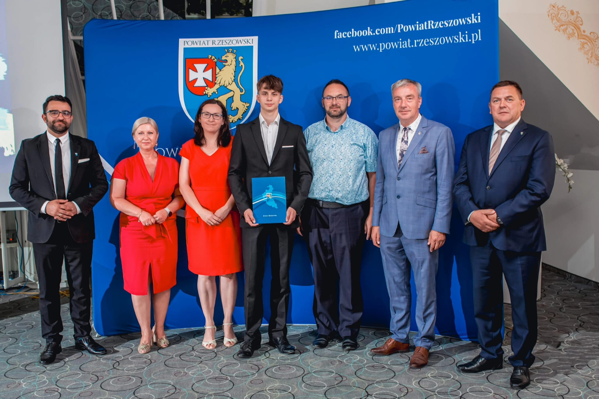 448773005 914886560650272 4198089659384322115 n