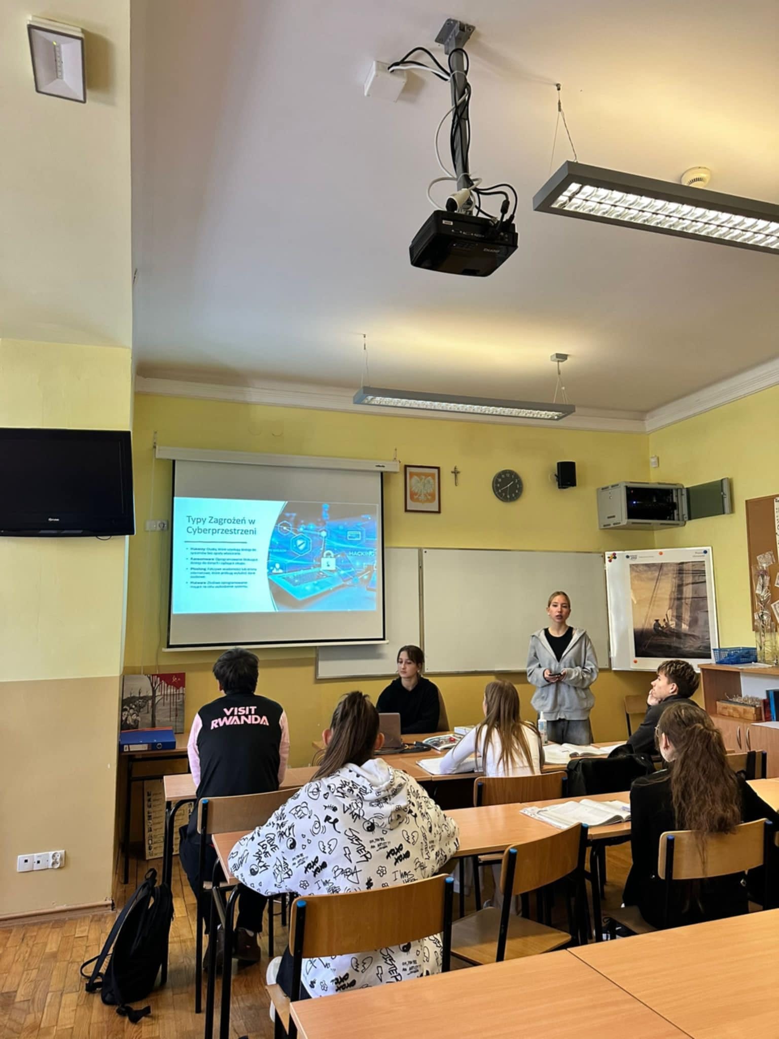 463657936 999108968894697 2394098185052436159 n